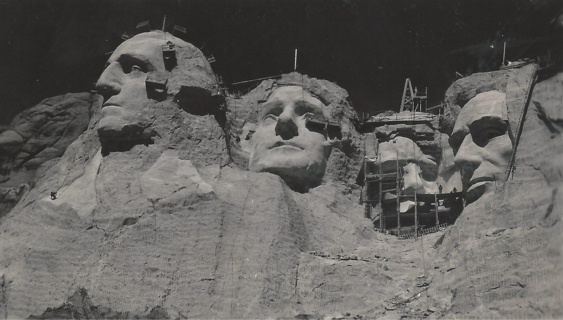 Illustration for article titled Four Famed American Structures That Almost Looked Radically Different